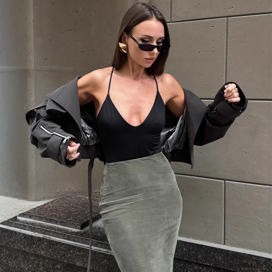 The Notting Hill Velvet Skirt – Soft Drama, Lasting Allure