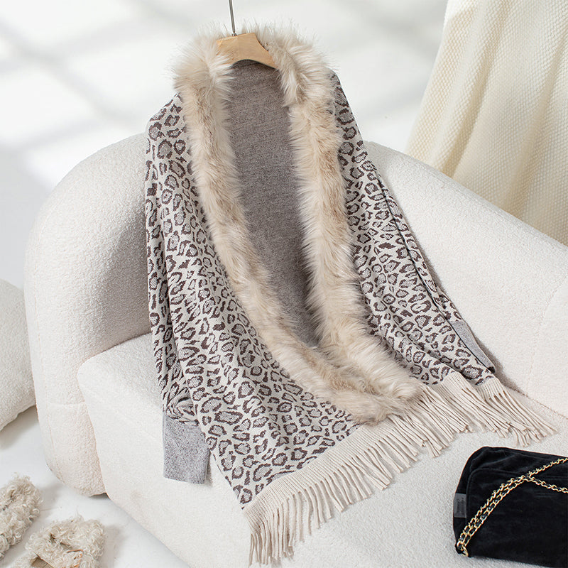 The Portobello Poncho Coat – Bold Warmth, Timeless Drama